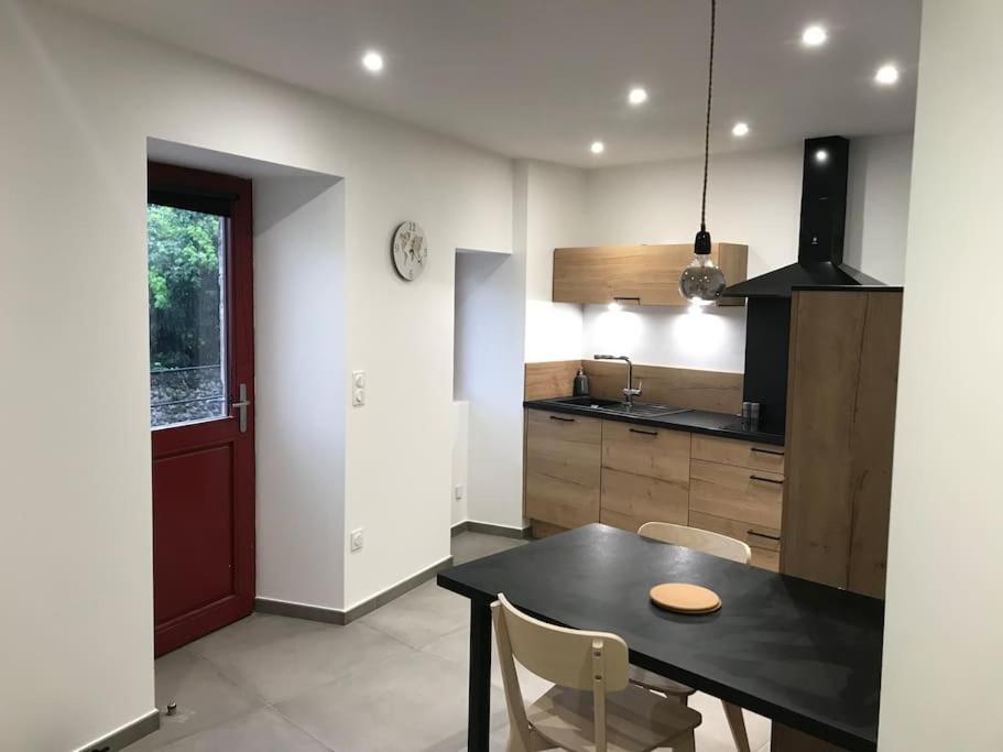 Maison Au Coeur De La Dolce Via Et Via Rhona Beauchastel Extérieur photo